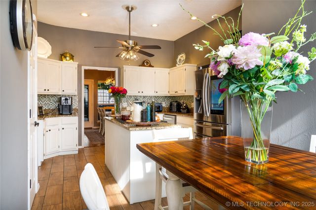 8803 E 75th Street, Tulsa, OK 74133