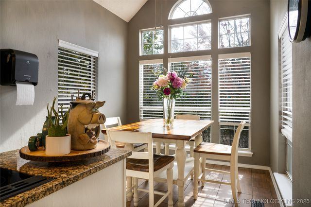 8803 E 75th Street, Tulsa, OK 74133