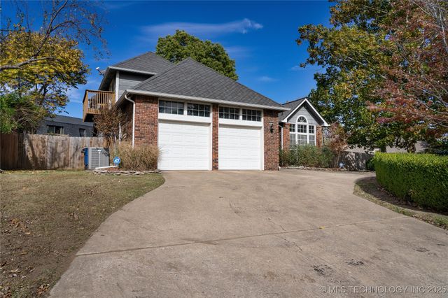 8803 E 75th Street, Tulsa, OK 74133