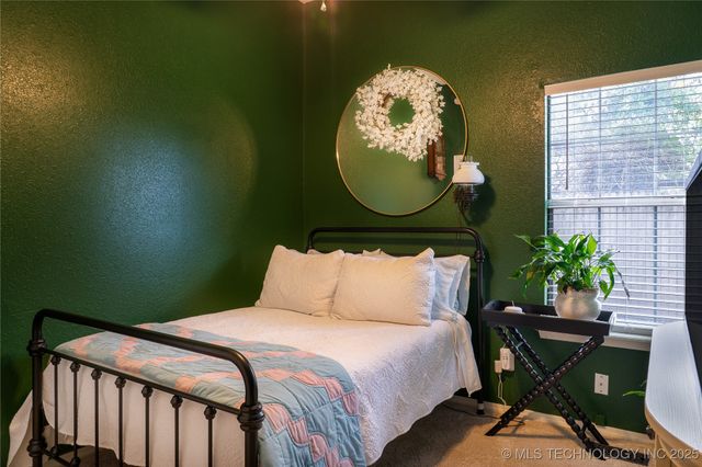 8803 E 75th Street, Tulsa, OK 74133