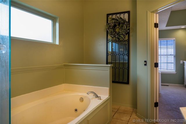 8803 E 75th Street, Tulsa, OK 74133