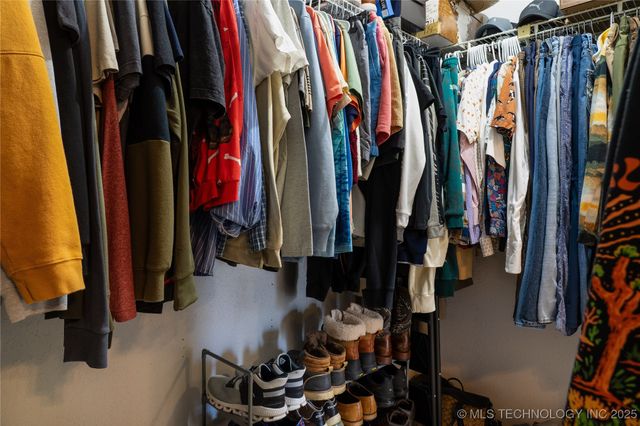 8803 E 75th Street, Tulsa, OK 74133