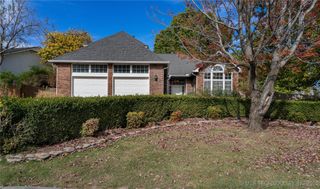 8803 E 75th Street, Tulsa, OK 74133