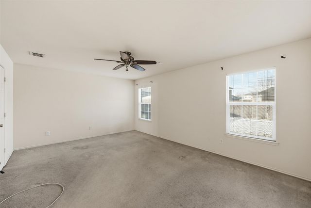 8118 York Beach Place, Arlington, TX 76002