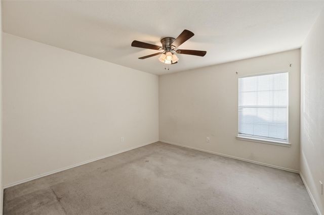 8118 York Beach Place, Arlington, TX 76002