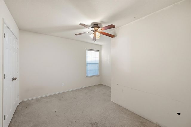 8118 York Beach Place, Arlington, TX 76002