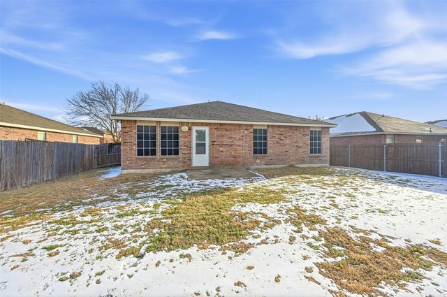 8118 York Beach Place, Arlington, TX 76002