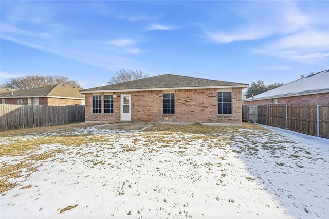 8118 York Beach Place, Arlington, TX 76002