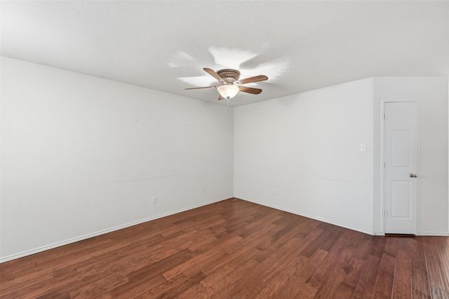 8118 York Beach Place, Arlington, TX 76002