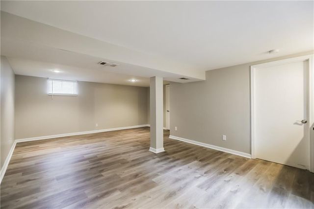 11302 Norton av Avenue, Kansas City, MO 64137