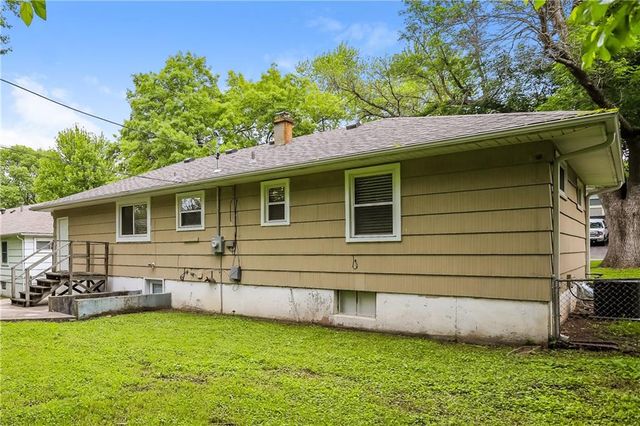 11302 Norton av Avenue, Kansas City, MO 64137