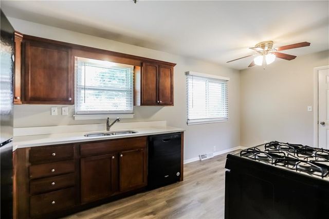 11302 Norton av Avenue, Kansas City, MO 64137