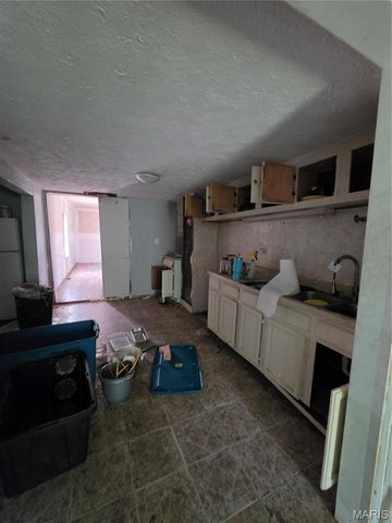 6347 Cedar Springs Road, Cedar Hill, MO 63016