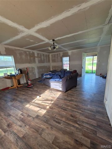 6347 Cedar Springs Road, Cedar Hill, MO 63016