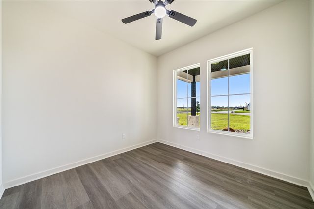 1518 Fenner Ranch Dr, Corpus Christi, TX 78415