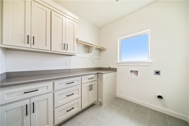 1518 Fenner Ranch Dr, Corpus Christi, TX 78415