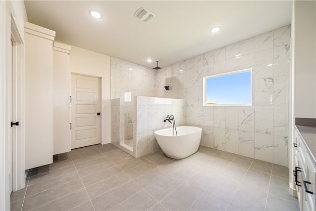 1518 Fenner Ranch Dr, Corpus Christi, TX 78415