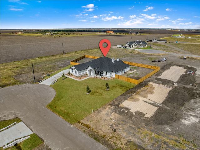 1518 Fenner Ranch Dr, Corpus Christi, TX 78415