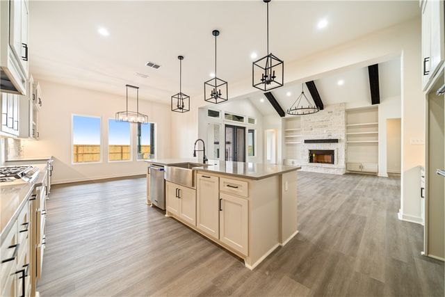 1518 Fenner Ranch Dr, Corpus Christi, TX 78415