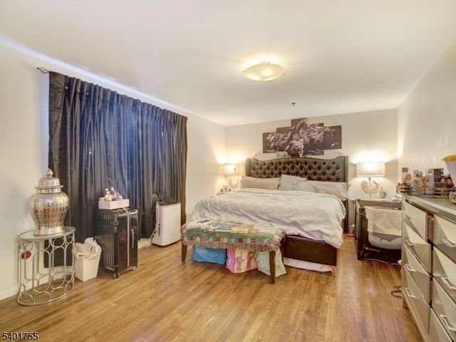 415 Loomis St, Elizabeth City, NJ 07206