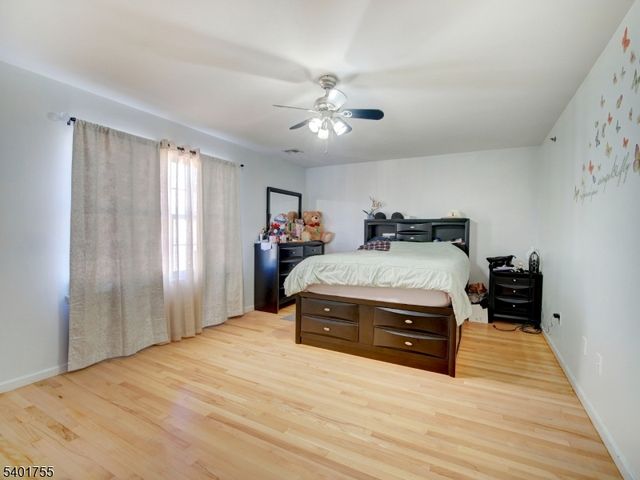 415 Loomis St, Elizabeth City, NJ 07206