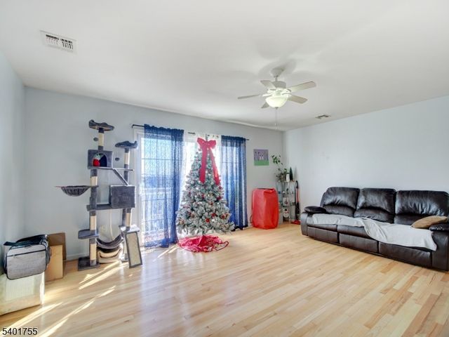 415 Loomis St, Elizabeth City, NJ 07206