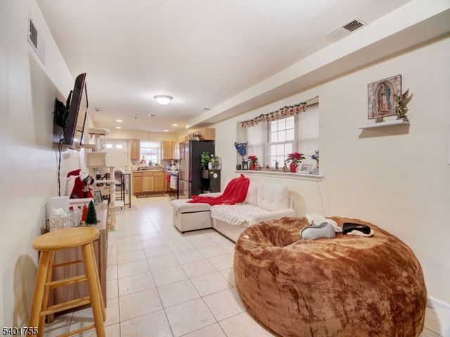 415 Loomis St, Elizabeth City, NJ 07206