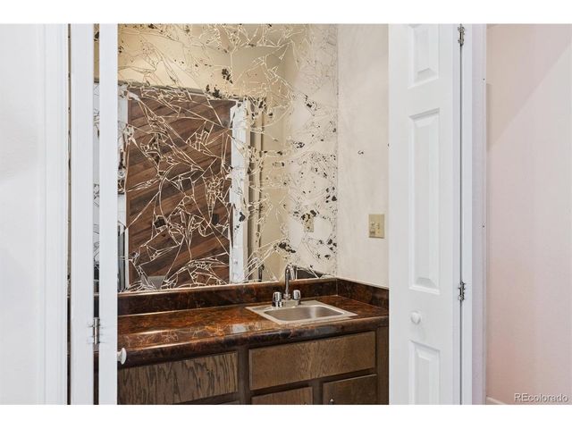3864 E Long Pl, Centennial, CO 80122
