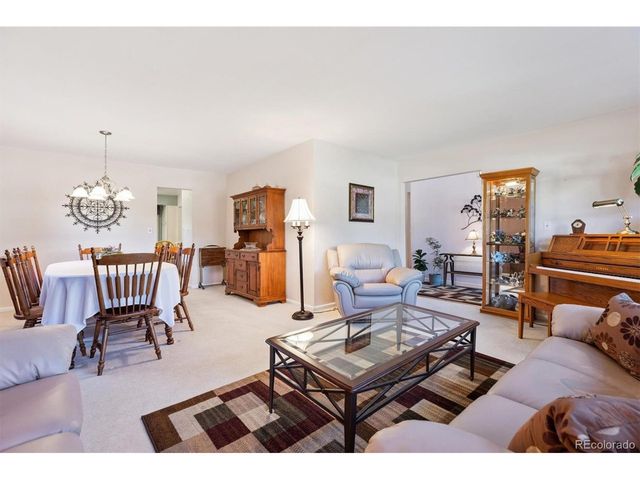 3864 E Long Pl, Centennial, CO 80122