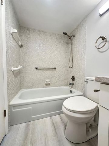 2048 Newport N 2048, Deerfield Beach, FL 33442