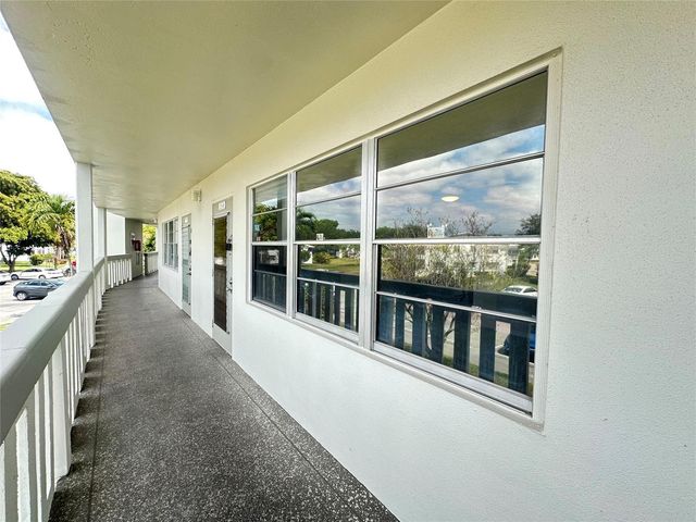 2048 Newport N 2048, Deerfield Beach, FL 33442