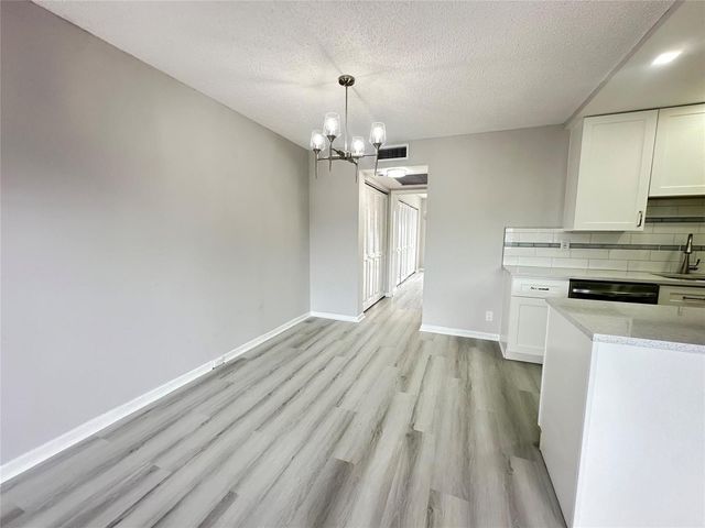 2048 Newport N 2048, Deerfield Beach, FL 33442
