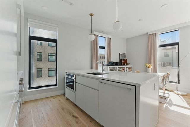 191 Washington St 524, Boston, MA 02135