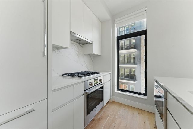191 Washington St 524, Boston, MA 02135