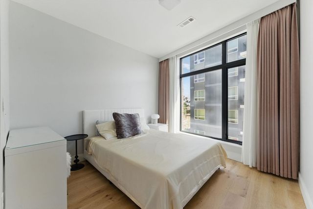 191 Washington St 524, Boston, MA 02135