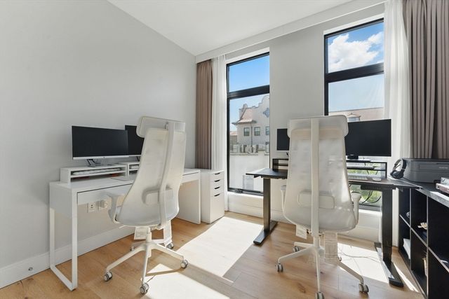 191 Washington St 524, Boston, MA 02135