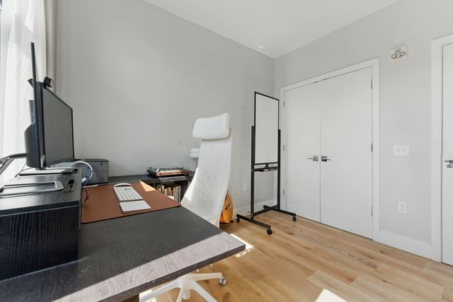 191 Washington St 524, Boston, MA 02135