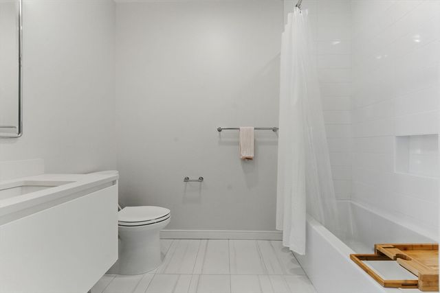 191 Washington St 524, Boston, MA 02135