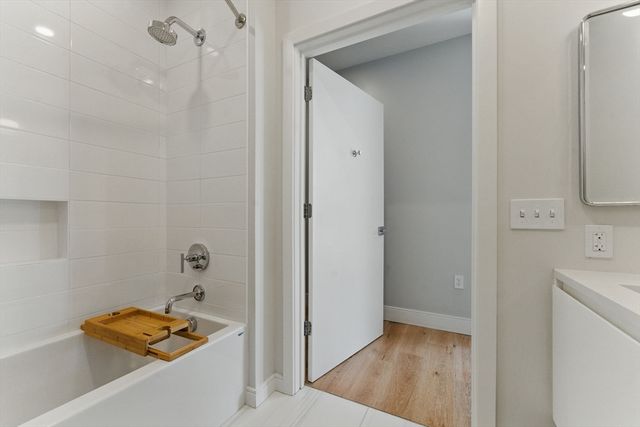 191 Washington St 524, Boston, MA 02135