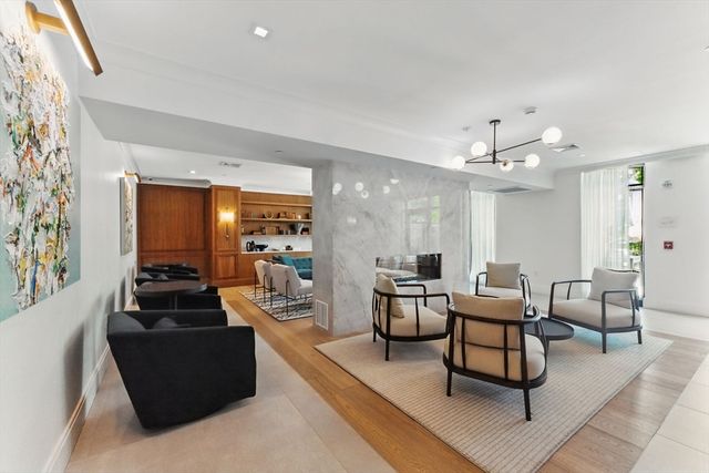 191 Washington St 524, Boston, MA 02135