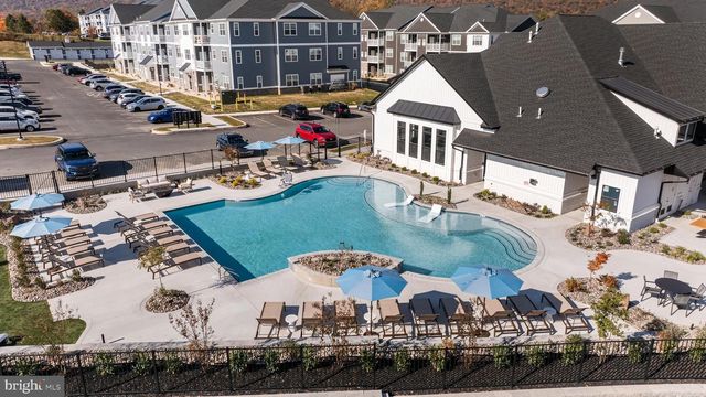 2020 SIENNA CT, Enola, PA 17025