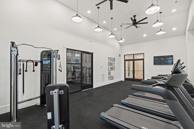 2020 SIENNA CT, Enola, PA 17025