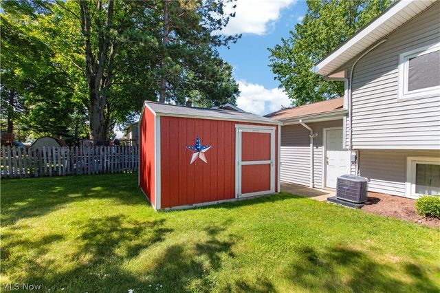 5051 Berkshire, North Olmsted, OH 44070