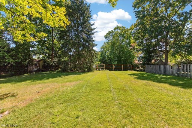 5051 Berkshire, North Olmsted, OH 44070