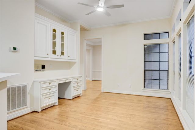 2004 Nantucket Drive C, Houston, TX 77057