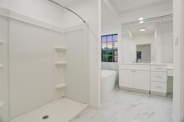 2004 Nantucket Drive C, Houston, TX 77057