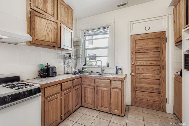 2300 N Williams Street, Denver, CO 80205