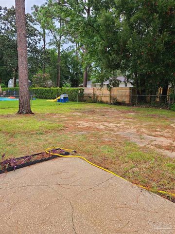 3755 Firestone Blvd, Pensacola, FL 32503