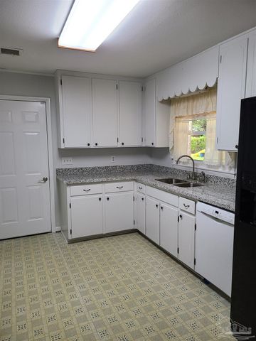 3755 Firestone Blvd, Pensacola, FL 32503