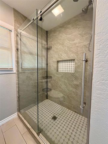 1214 W 5th Street, Freeport, TX 77541